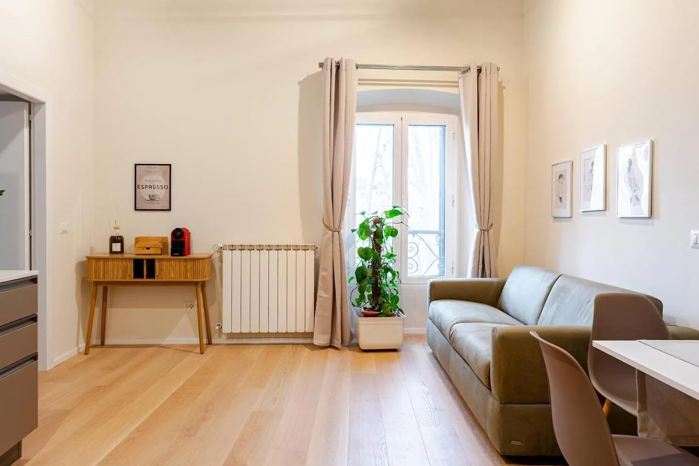 Ripetta Views Luxury Room And Suite Rome Homestay