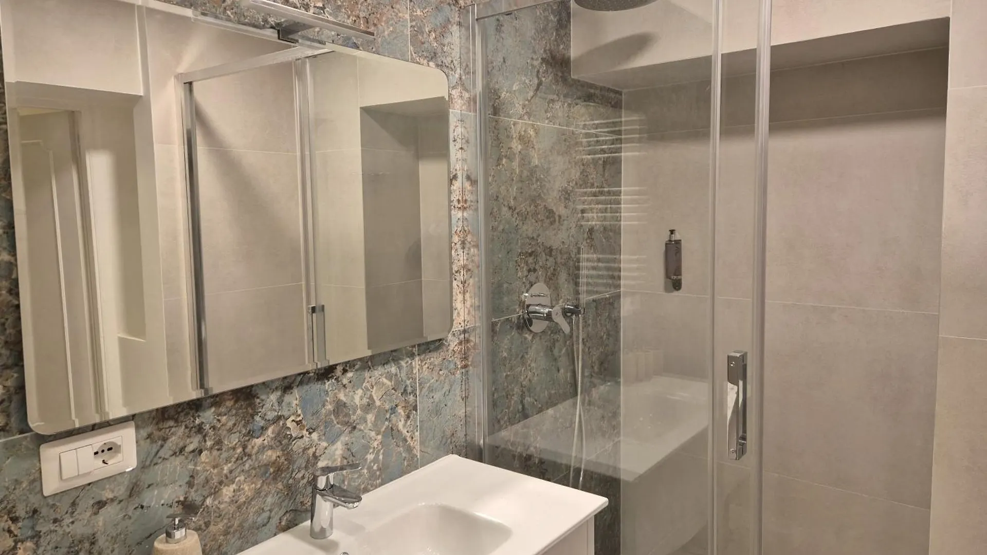 Ripetta Views Luxury Room And Suite Rome Italy